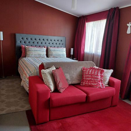 Bed And Breakfast Happy Home Taupo Accommodation Экстерьер фото