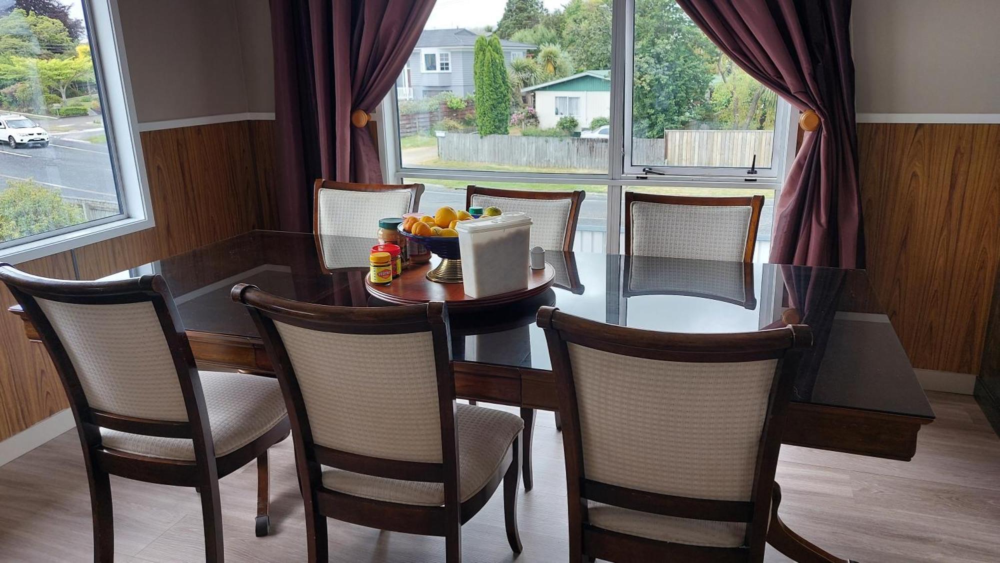 Bed And Breakfast Happy Home Taupo Accommodation Экстерьер фото