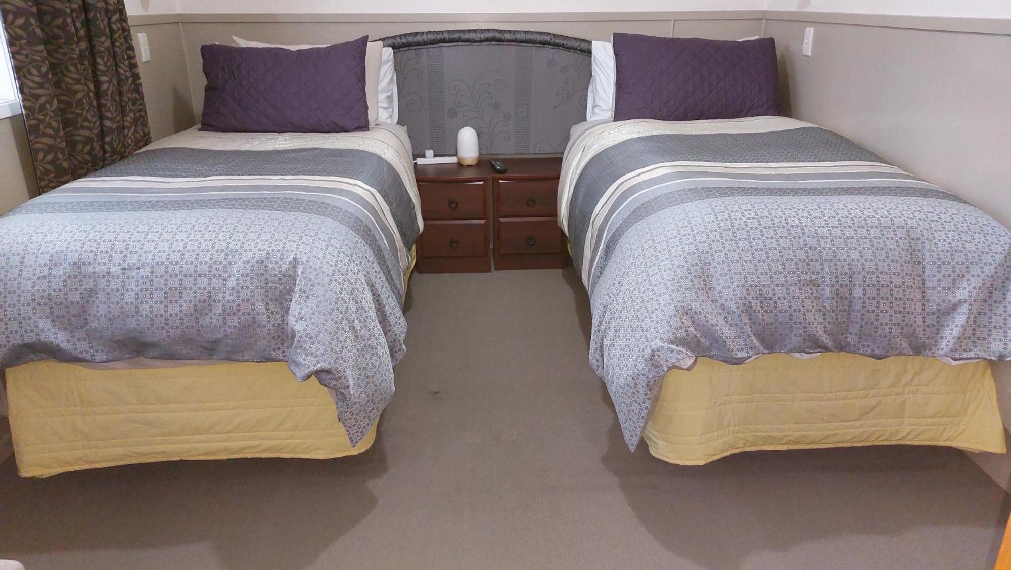 Bed And Breakfast Happy Home Taupo Accommodation Экстерьер фото
